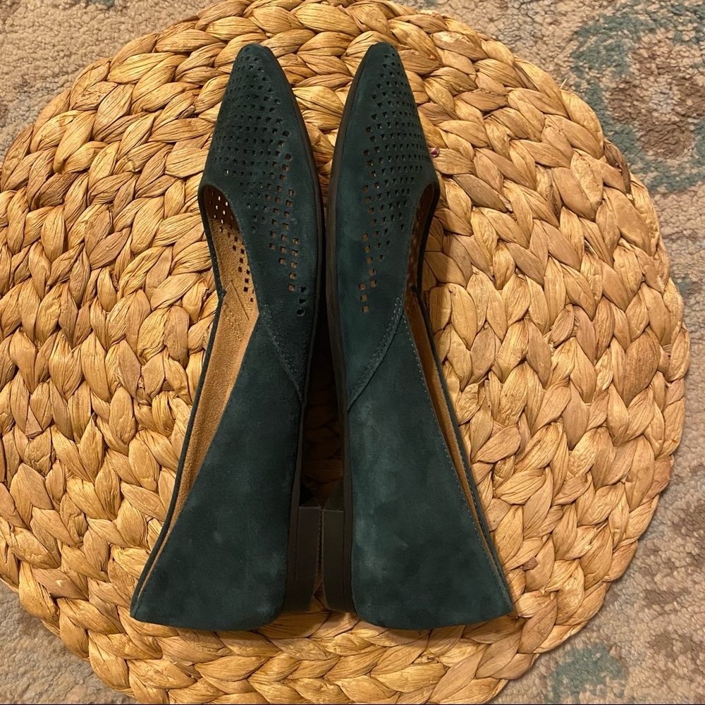 Vionic Posey Pointed Toe Flat - image 4